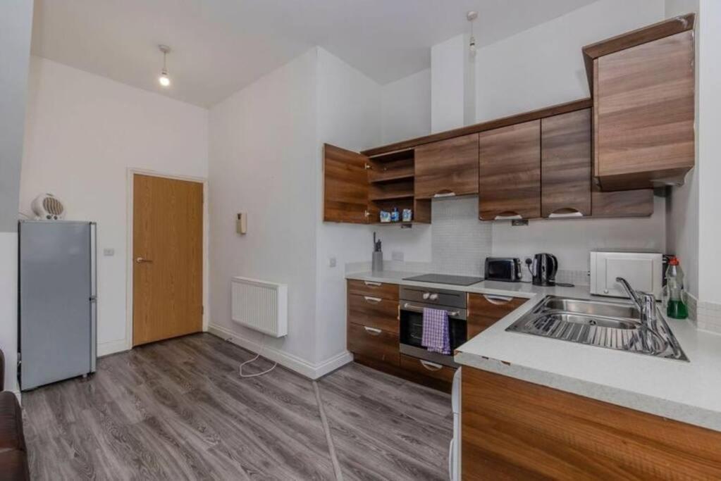 Flash Sale Centre 1 Bedroom Flat Bn129cla02